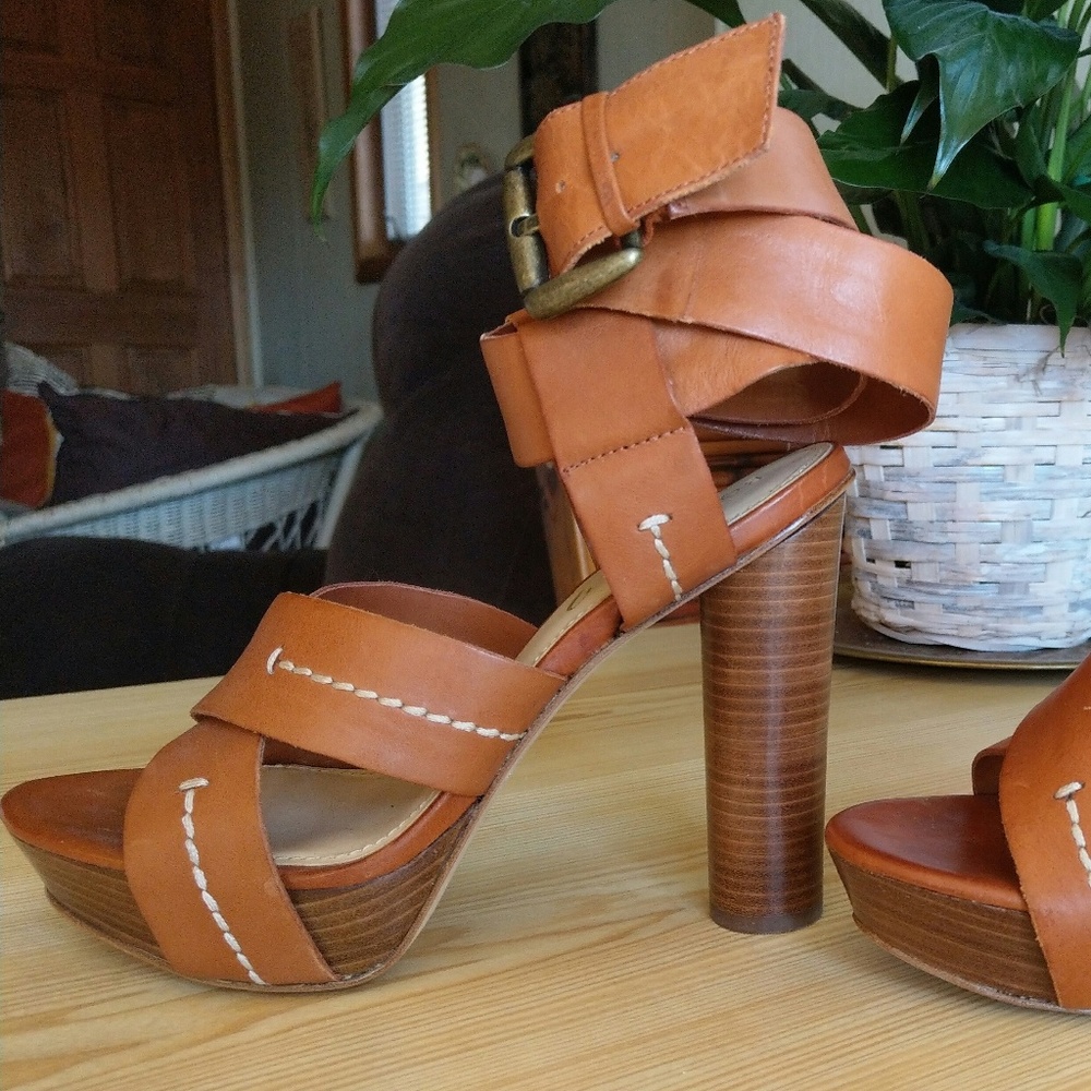 Nine West Leather Sandal (6 1/2) - Picture 1 of 4